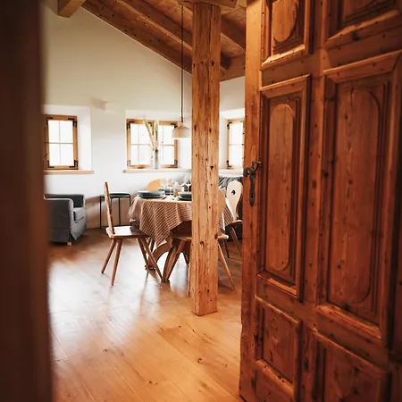 Apartment Zugspitze, Kamin, Tiere